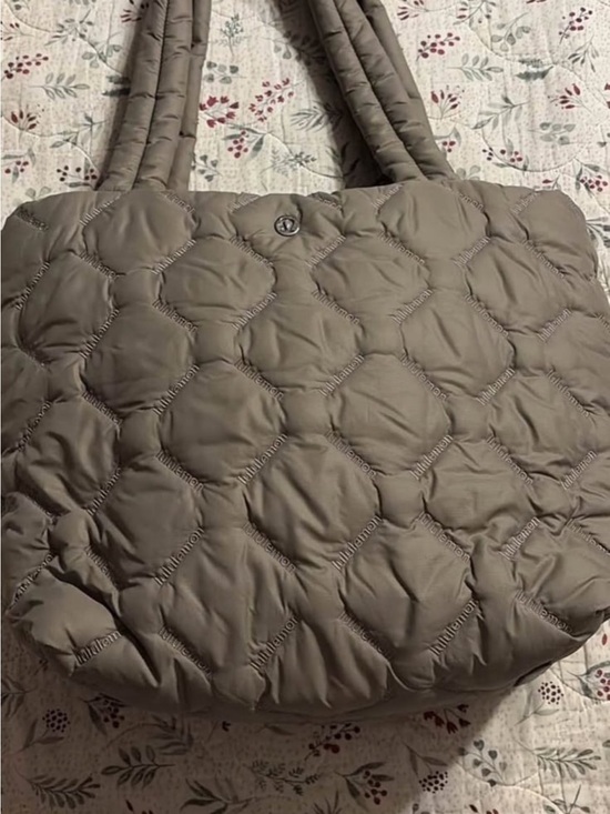 lululemon athletica Handbags - Lululemon tote bag